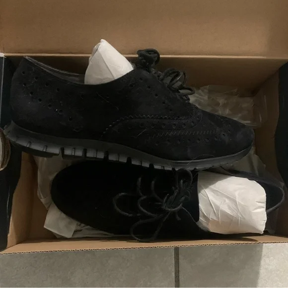 Brand new in the box Cole Haan Shoes Men main image 2